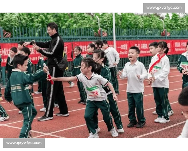 小镇运动会开跑:在汗水中拥抱美好生活 小镇运动会开跑:在汗水中拥抱美好生活